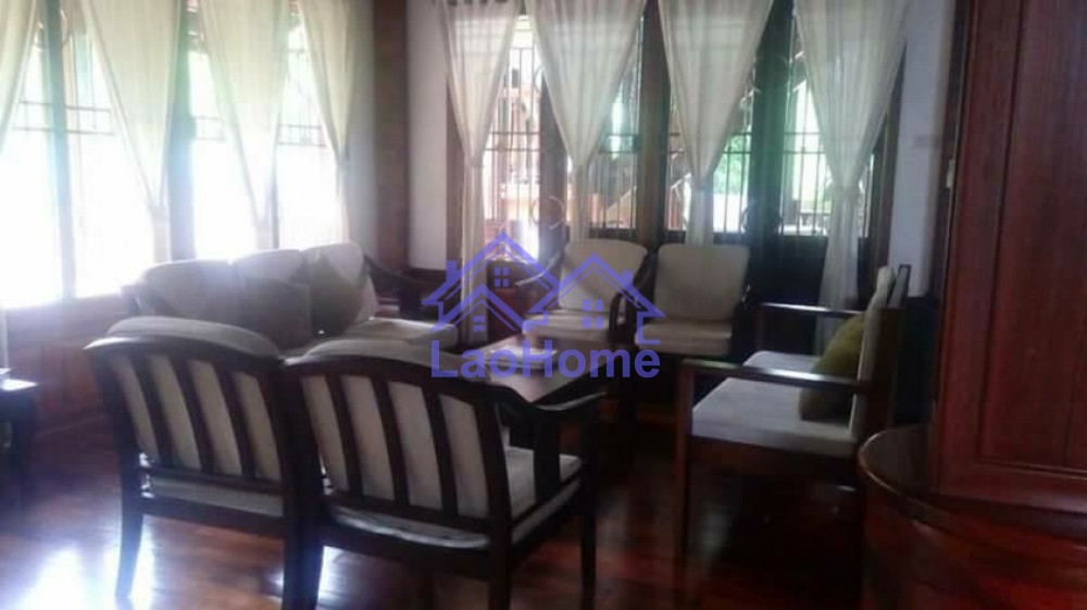 ID: 1189 - House for rent lao style with garden