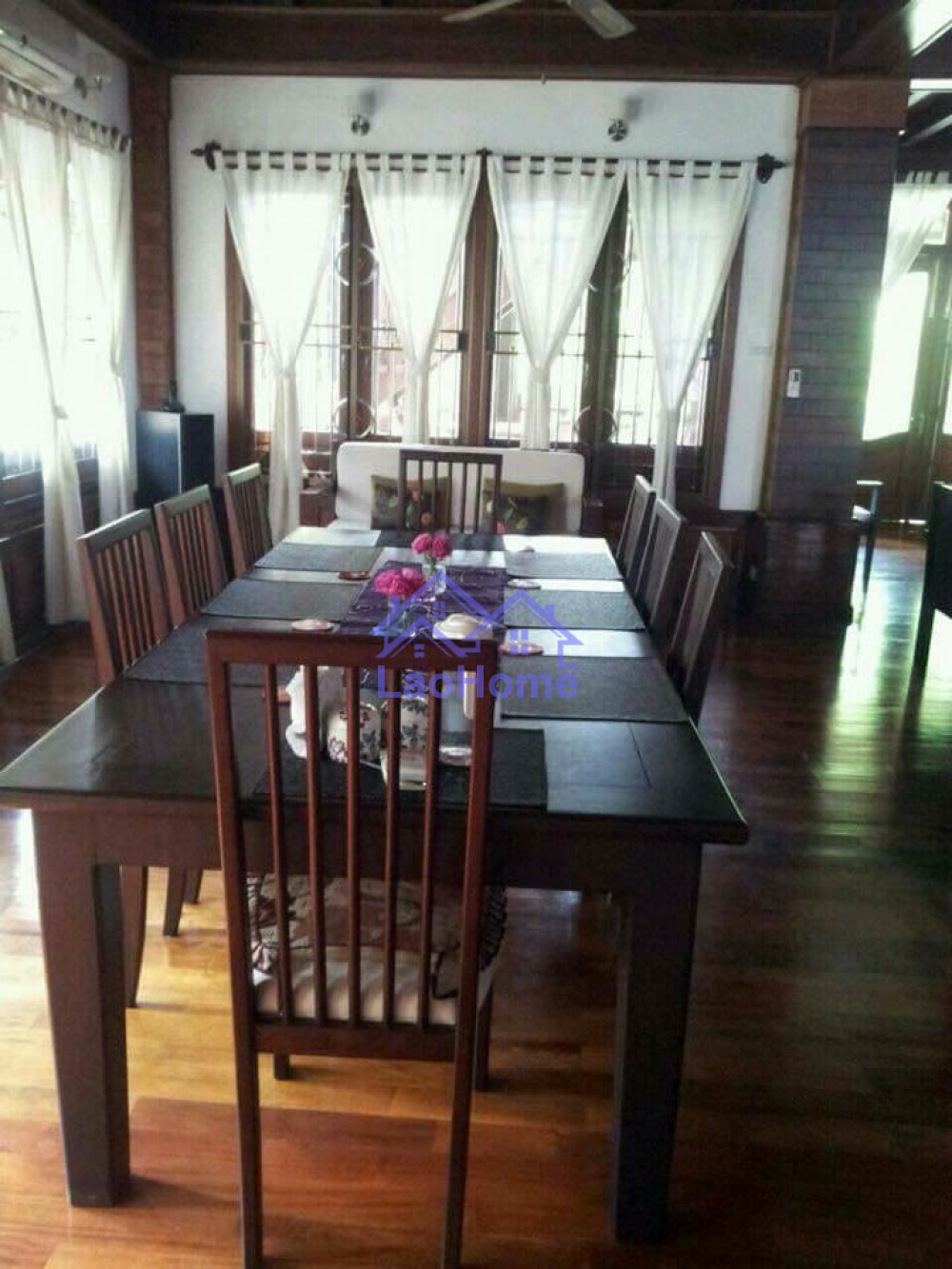 ID: 1189 - House for rent lao style with garden