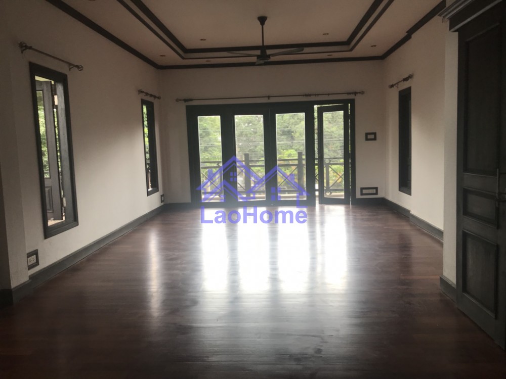 ID: 1190 - House for rent modern lao style with garden 