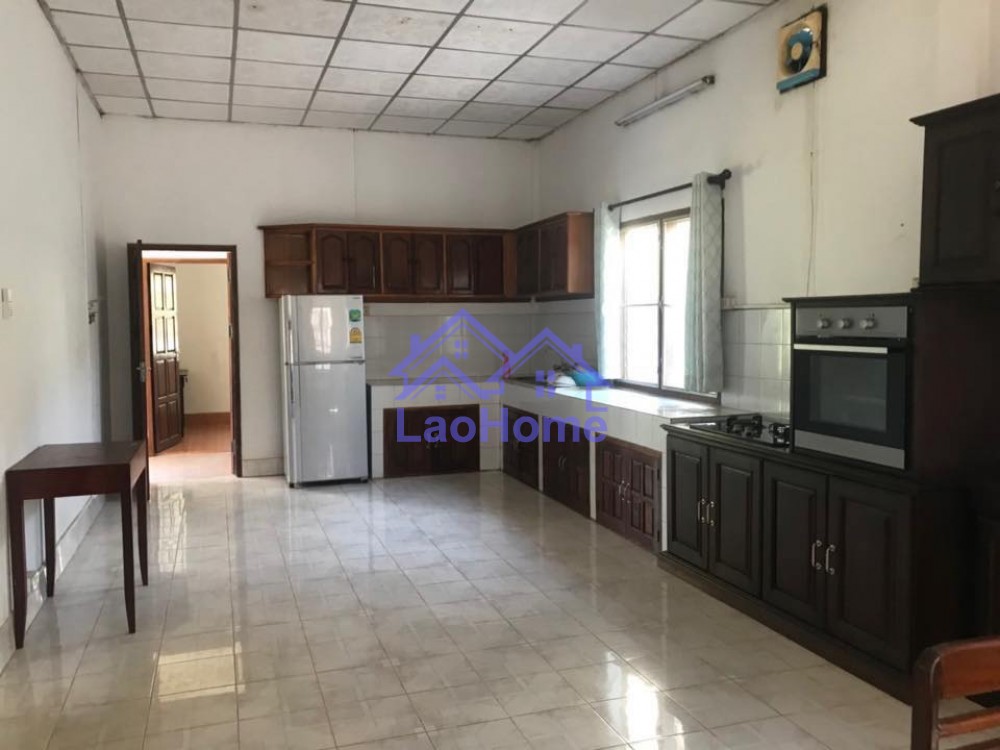 ID: 1191 - house for rent villa with large garden  