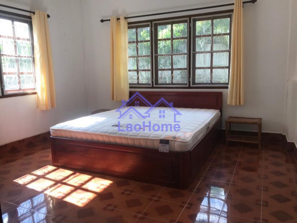 ID: 1191 - house for rent villa with large garden  