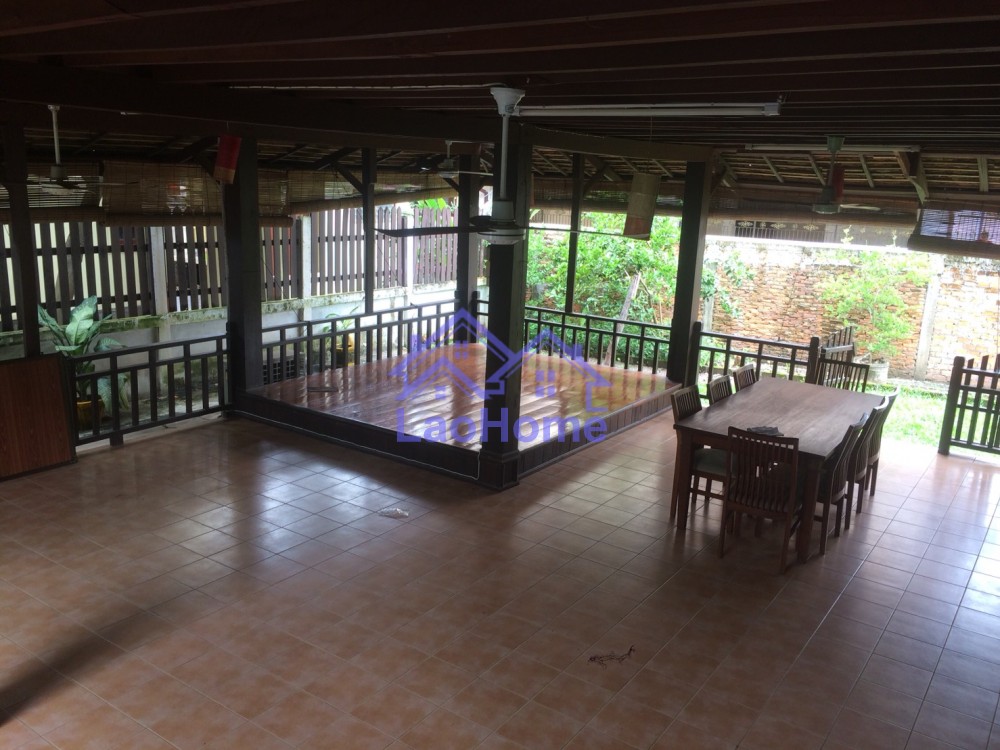 ID: 1192 - House for rent lao style with garden