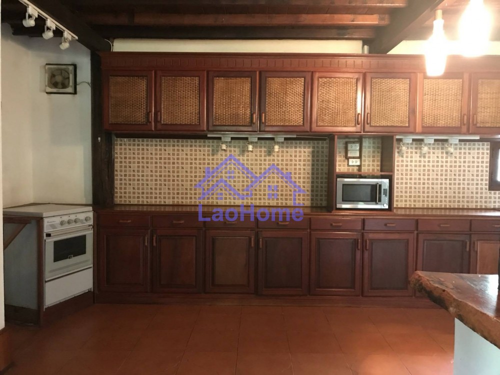 ID: 1195 - House for rent lao style with garden