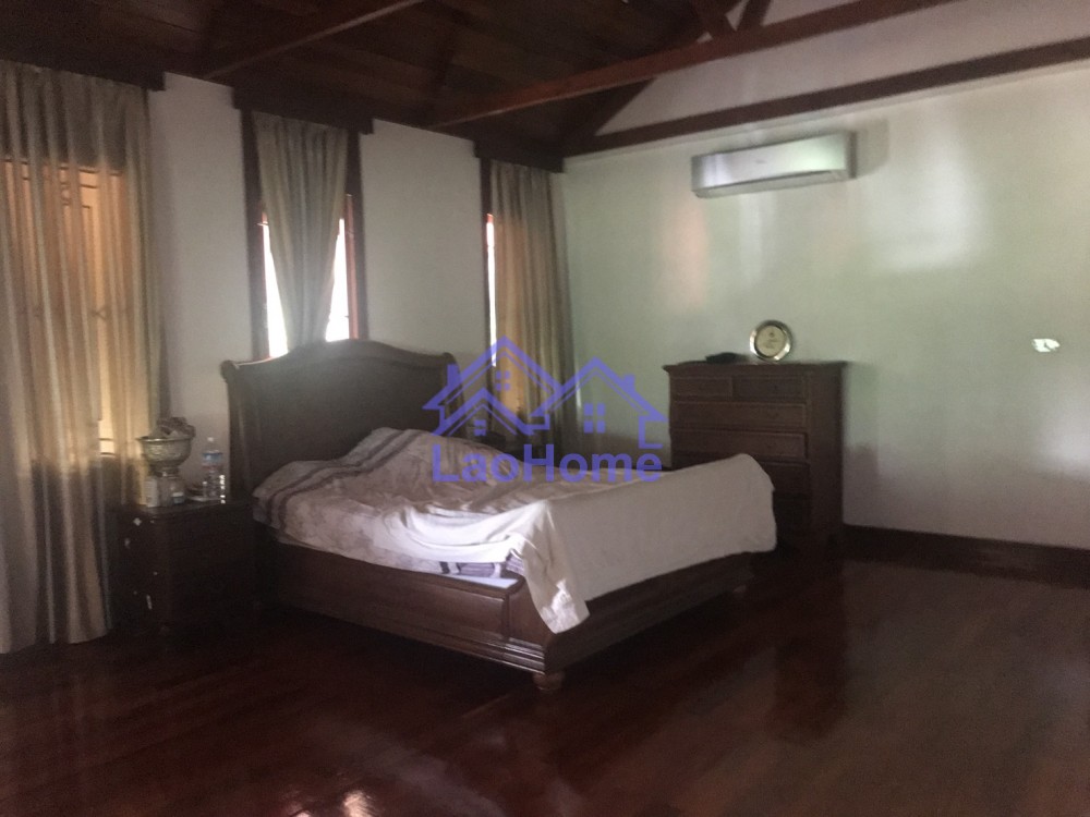 ID: 1199 - House for rent lao style with large garden and swimming pool 