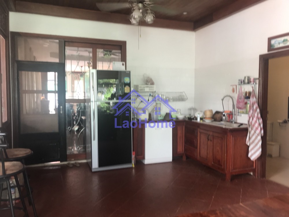 ID: 1199 - House for rent lao style with large garden and swimming pool 