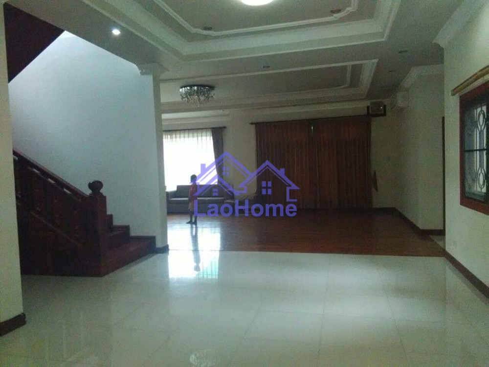 ID: 1200 - Modern house for rent with garden