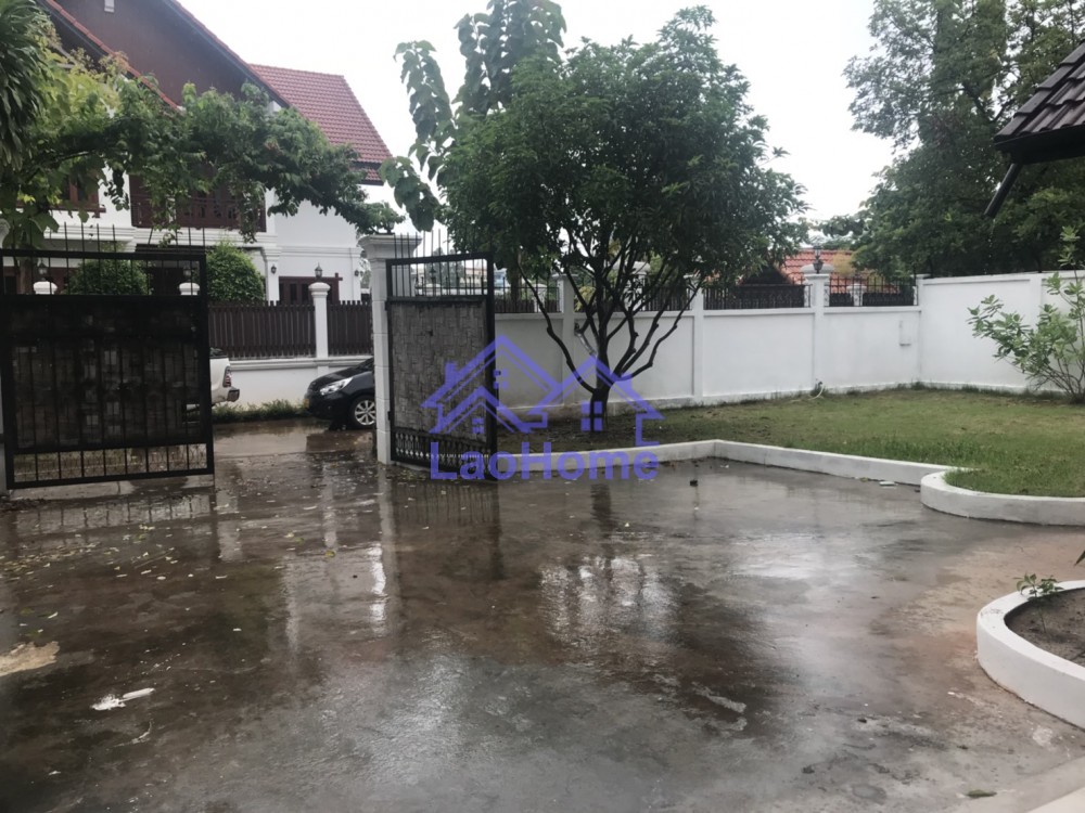 ID: 1201 - Modern Lao style house with garden for rent