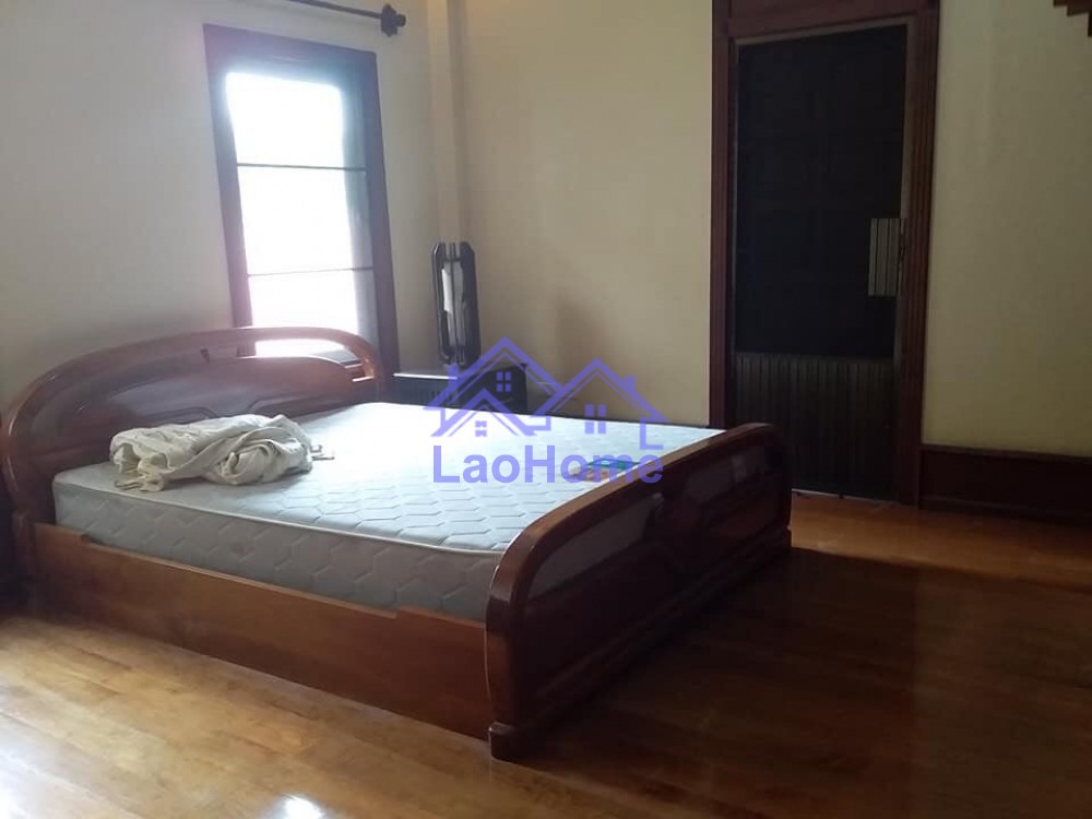 ID: 1203 - House for rent lao style and large garden and swimming pool