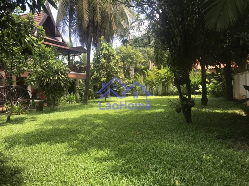 ID: 1219 - House for rent lao style and large garden