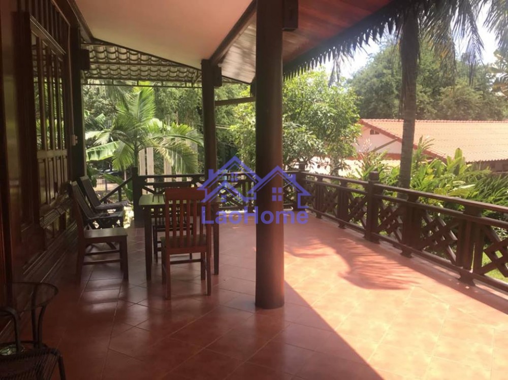 ID: 1219 - House for rent lao style and large garden