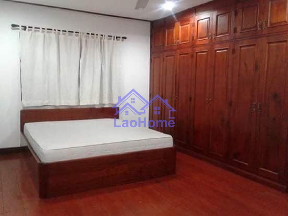 ID: 1225 - House for rent lao style and large garden