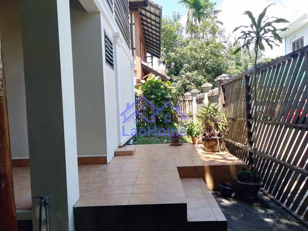 ID: 1235 - house for rent lao style with garden 