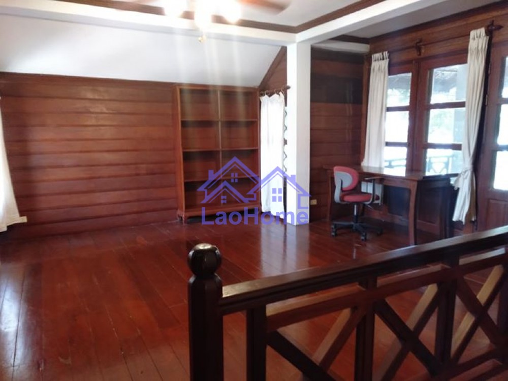 ID: 1235 - house for rent lao style with garden 