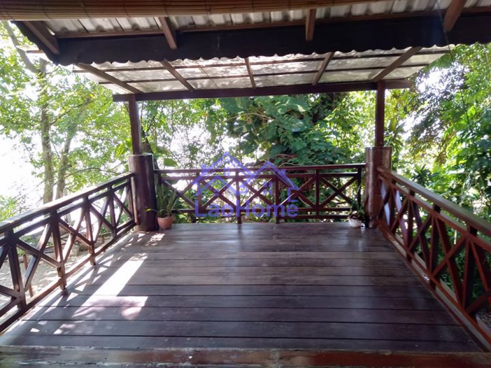 ID: 1235 - house for rent lao style with garden 