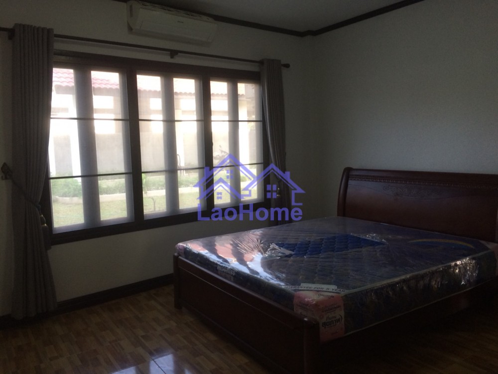 ID: 1242 - House for rent lao style with garden and swimming pool