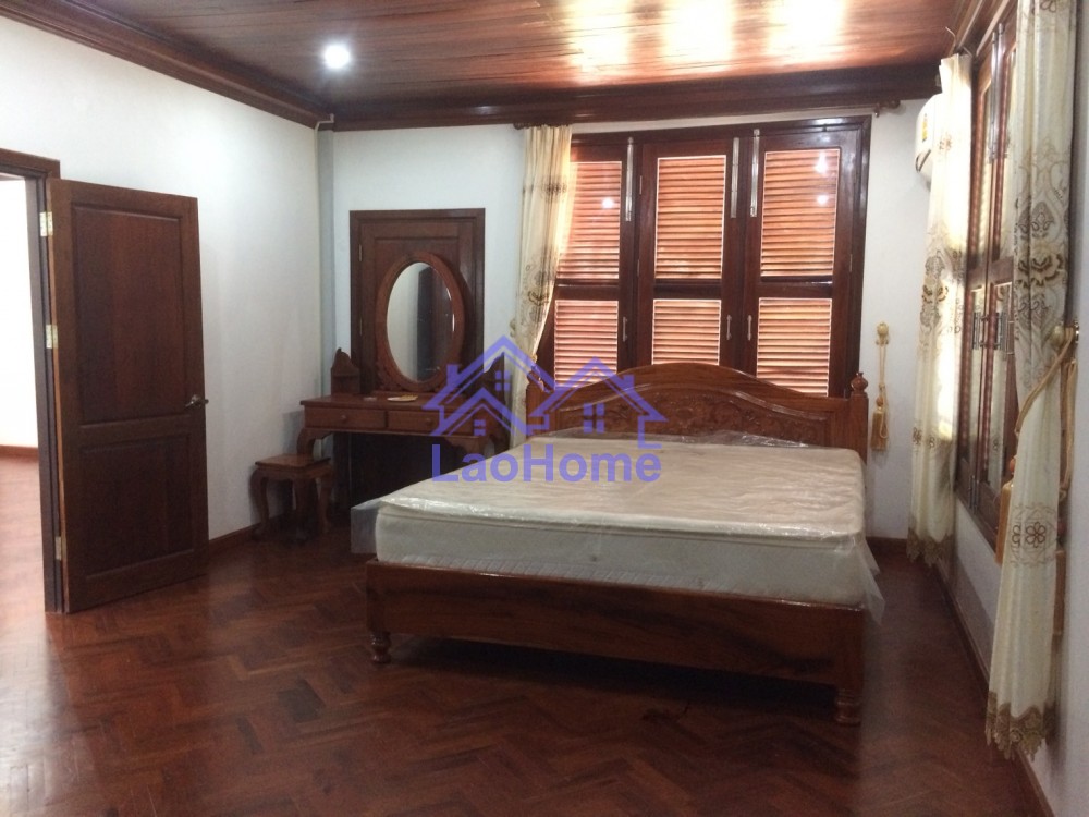 ID: 1266 - House for rent lao style and large garden