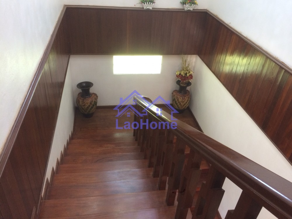 ID: 1266 - House for rent lao style and large garden