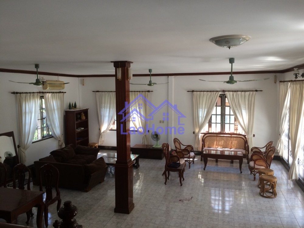 ID: 1273 - Beautiful house for rent with large garden and trees 