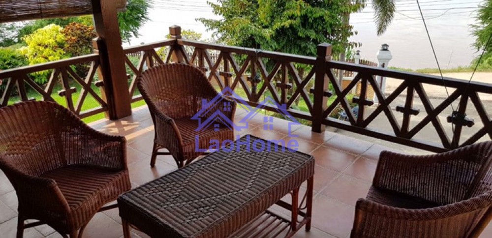 ID: 1283 - Lao style house for rent with garden and close Mekong River 