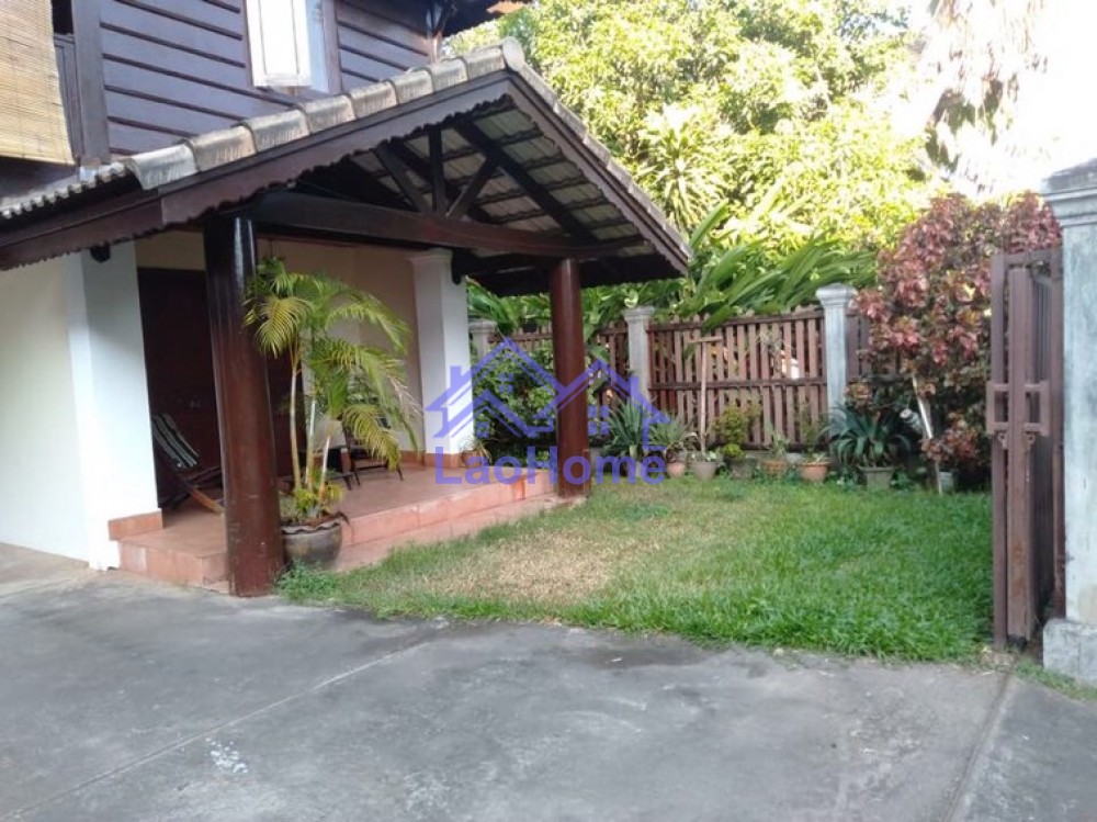 ID: 1299 - Lao style house for rent with garden  