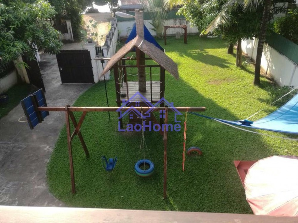 ID: 1302 - House for rent lao style with garden