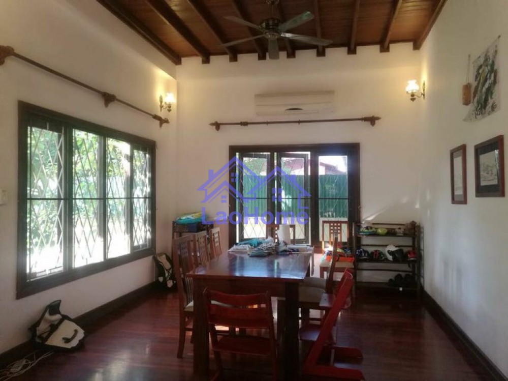 ID: 1302 - House for rent lao style with garden