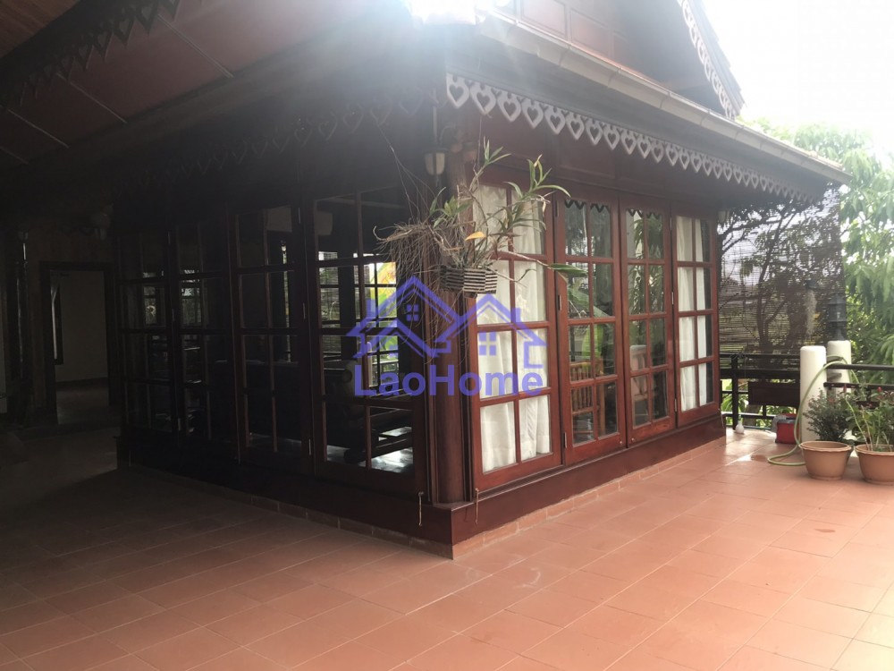 ID: 1305 - Beautiful lao style house for rent with garden 