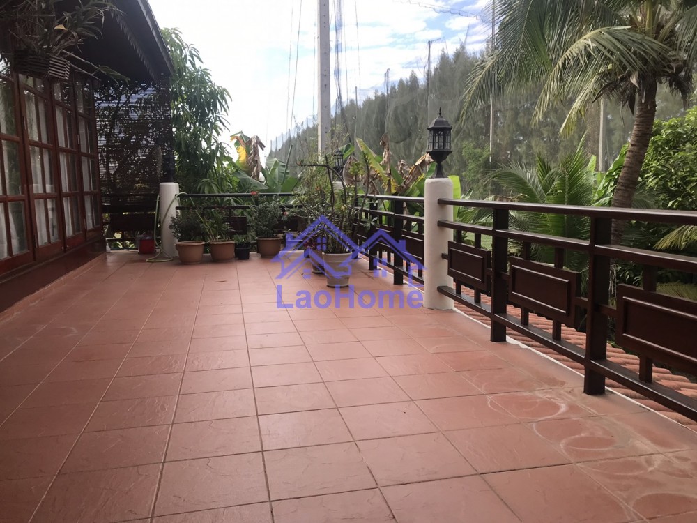 ID: 1305 - Beautiful lao style house for rent with garden 