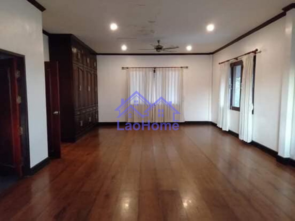 ID: 1306 - House for rent modern lao style with garden 