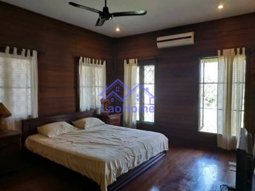 ID: 1312 - Lao style house for rent with garden and close Mekong River 