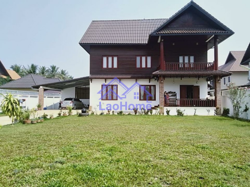 Modern Lao style house with large garden