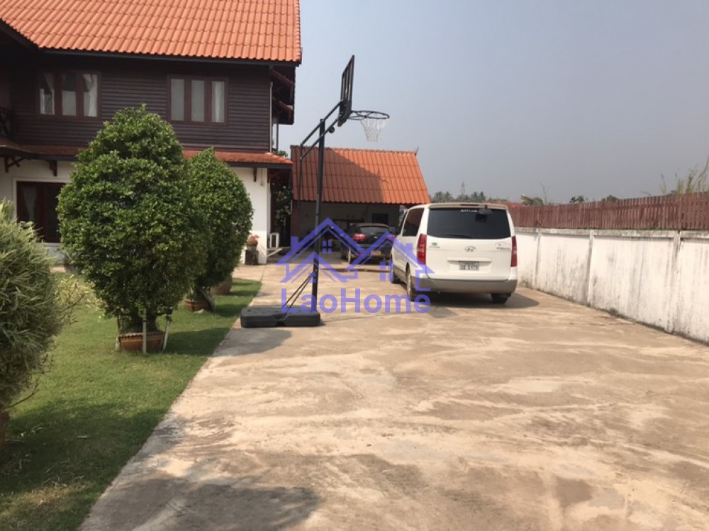 ID: 1345 - Lao style house for rent with large garden   