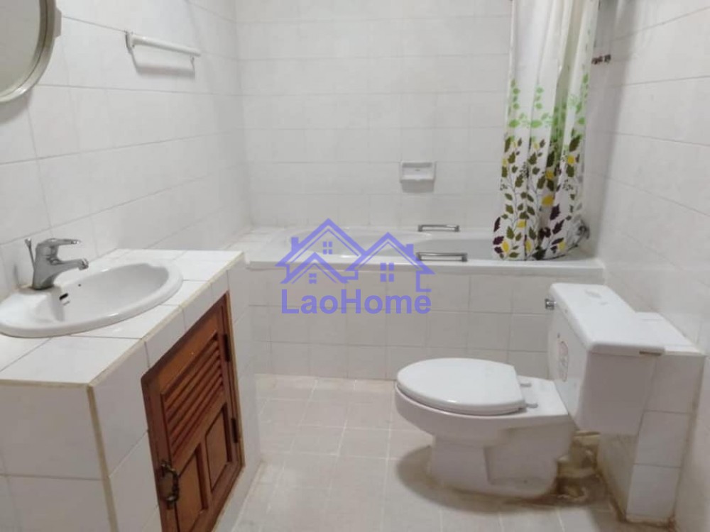 ID: 1360 - House for rent with garden