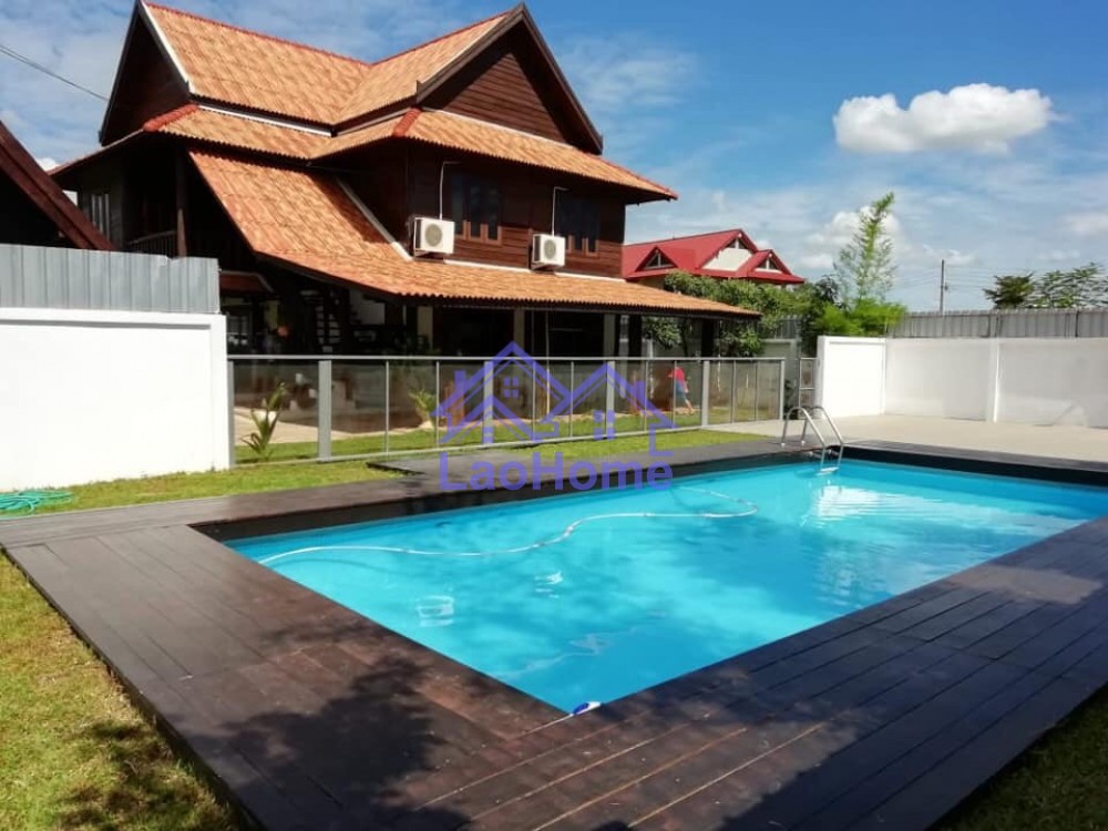 Modern Lao style house with garden and swimming pool 