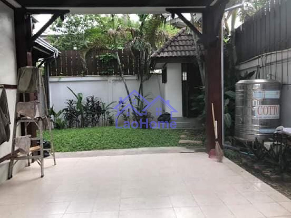 ID: 1379 - house for rent with garden