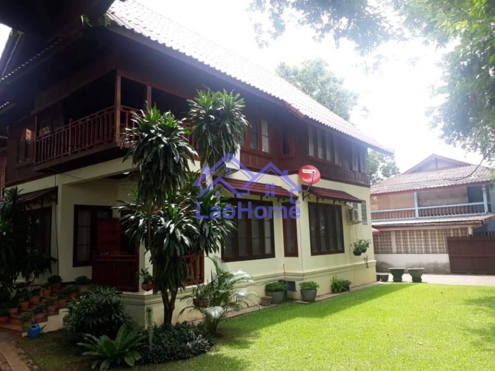 Lao style house for rent with garden  