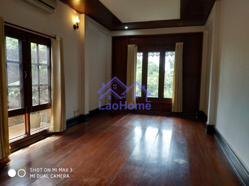 ID: 1401 - Modern Lao style house with garden and swimming pool 