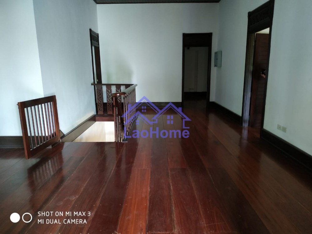 ID: 1401 - Modern Lao style house with garden and swimming pool 