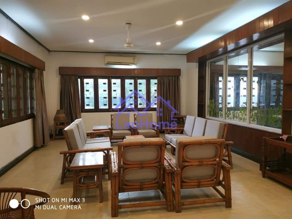 ID: 1405 - Villa house for rent with garden and tree