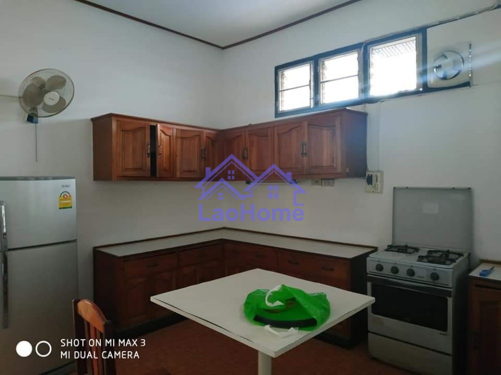 ID: 1405 - Villa house for rent with garden and tree