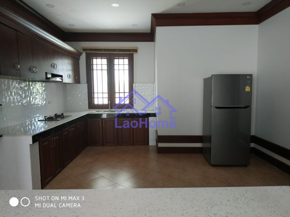 ID: 1408 - Beautiful modern house for rent with garden 