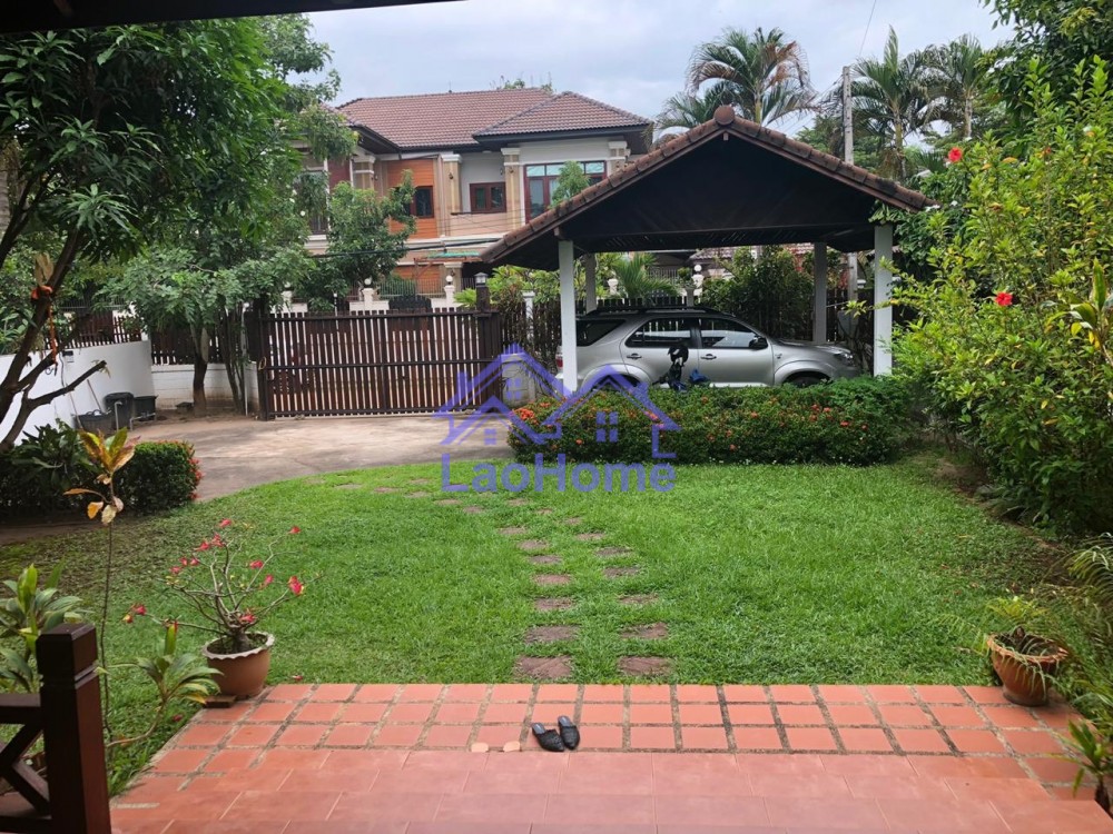 ID: 1410 - House for rent lao style with garden and trees