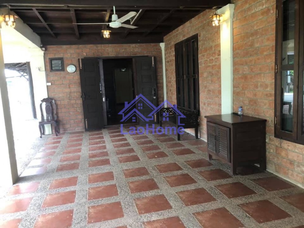 ID: 1413 - Lao style house for rent with garden and close Mekong River 