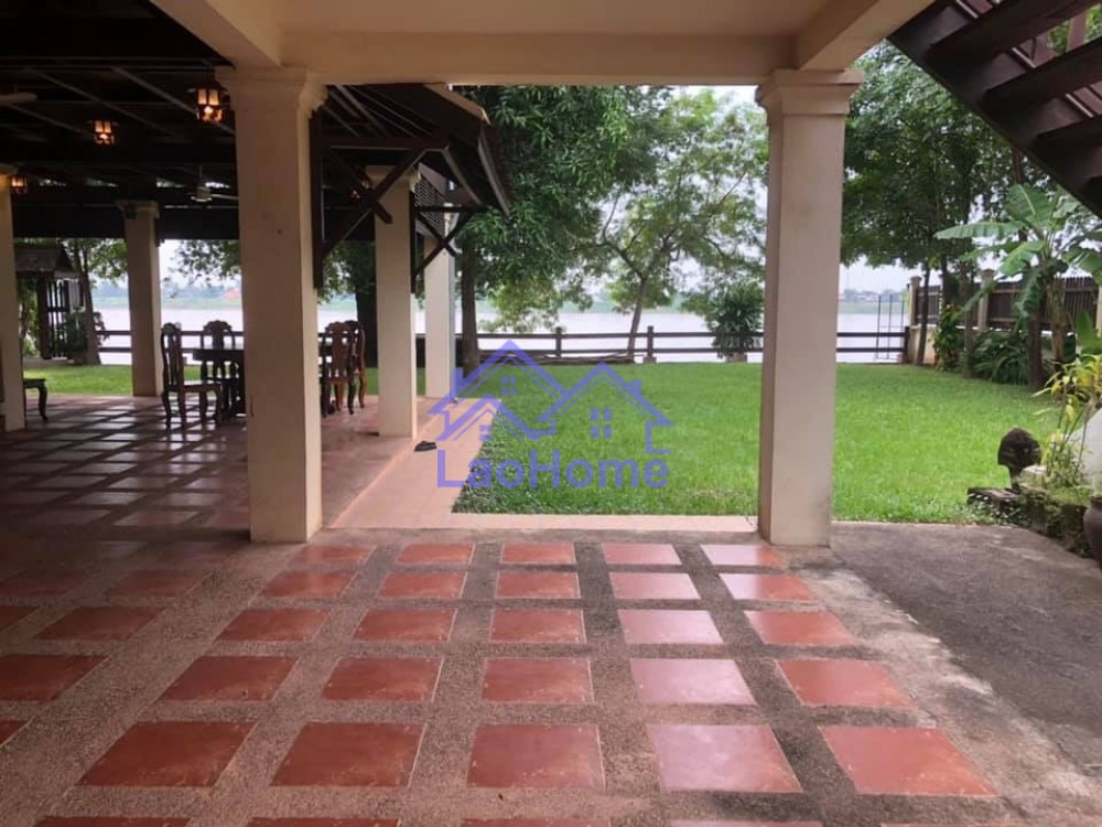 ID: 1413 - Lao style house for rent with garden and close Mekong River 